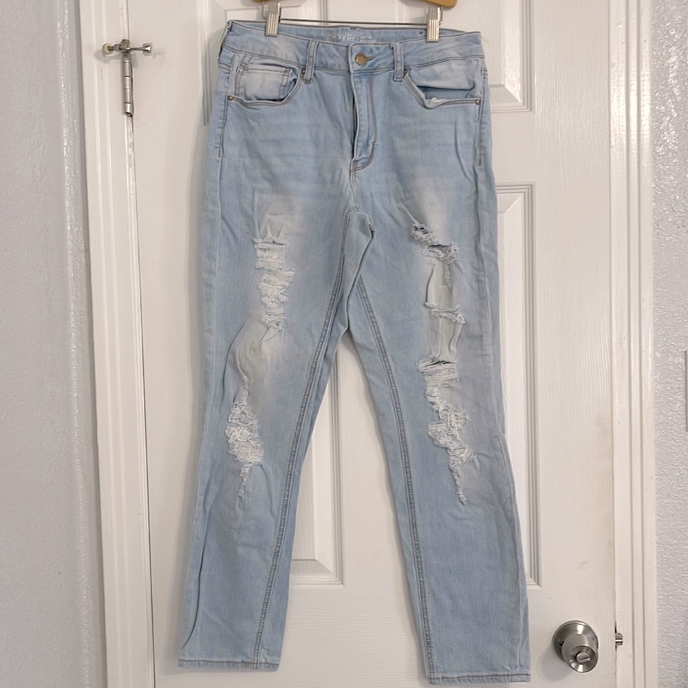 Light blue jeans from empyre